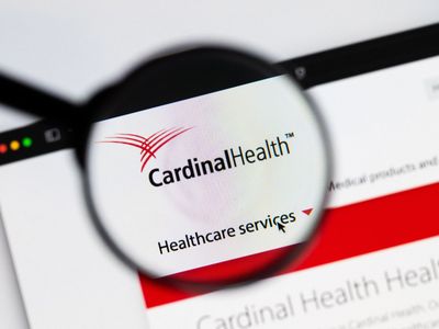 Are Wall Street Analysts Bullish on Cardinal Health Stock?